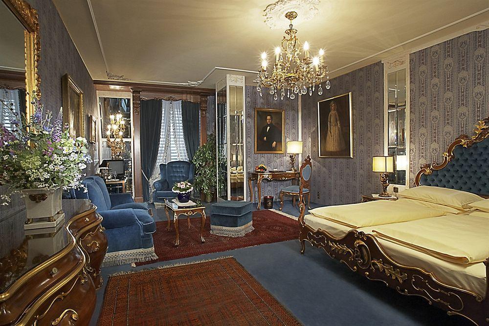 Hotel Palais Porcia 4*